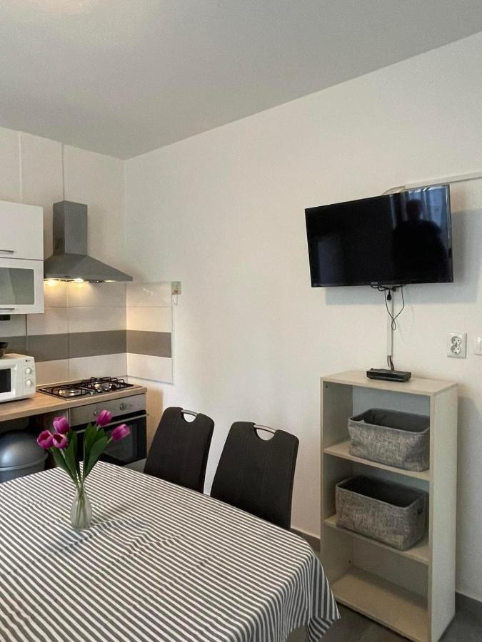 Greta Apartment